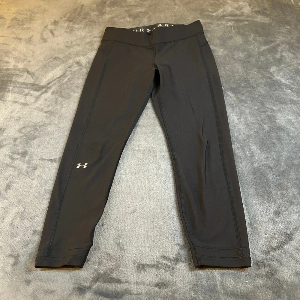Under Armour Black Leggings‎ Athletic Workout Running Capri Womens 26x22